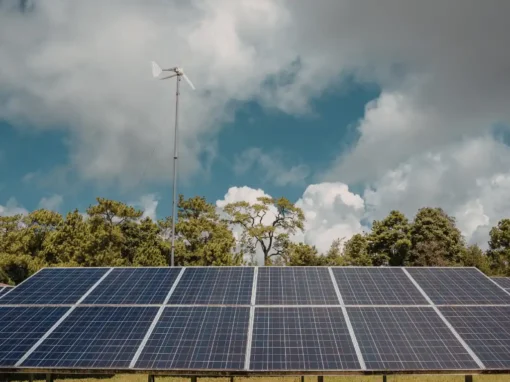 How Solar Panels Generate Energy Even on Cloudy Days